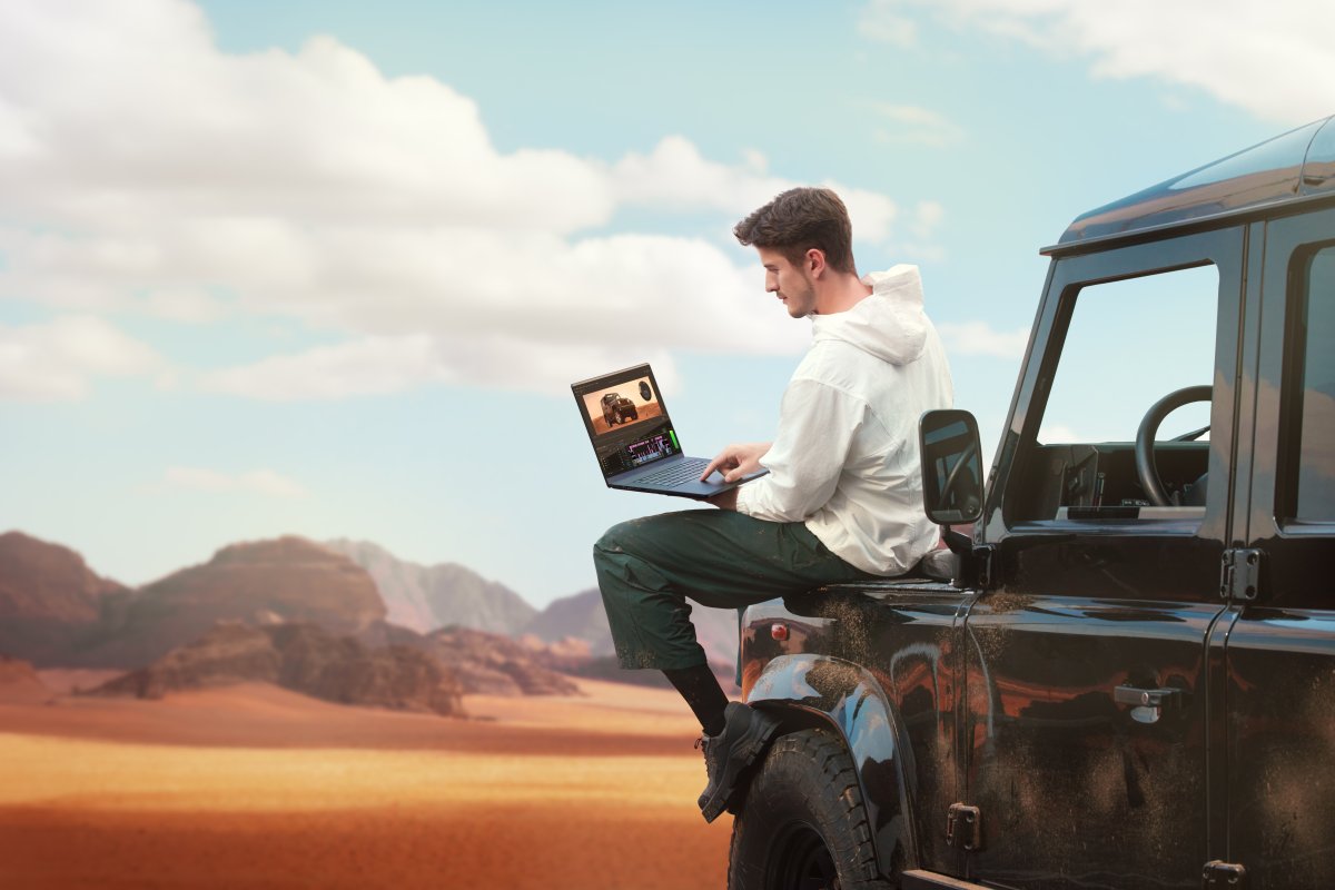 ASUS ProArt P16 H7606WP-RJ087W Copilot+ PC AMD Ryzen AI 9 HX 370 Laptop 40.6 cm (16") Touchscreen 3K 64 GB LPDDR5x-SDRAM 4 TB SSD NVIDIA GeForce RTX 5070 Wi-Fi 7 (802.11be) Windows 11 Home Black - Image 12